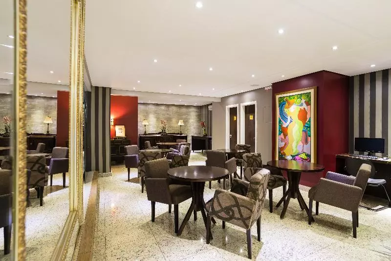 Fotos del hotel Faial Prime Suítes:  9