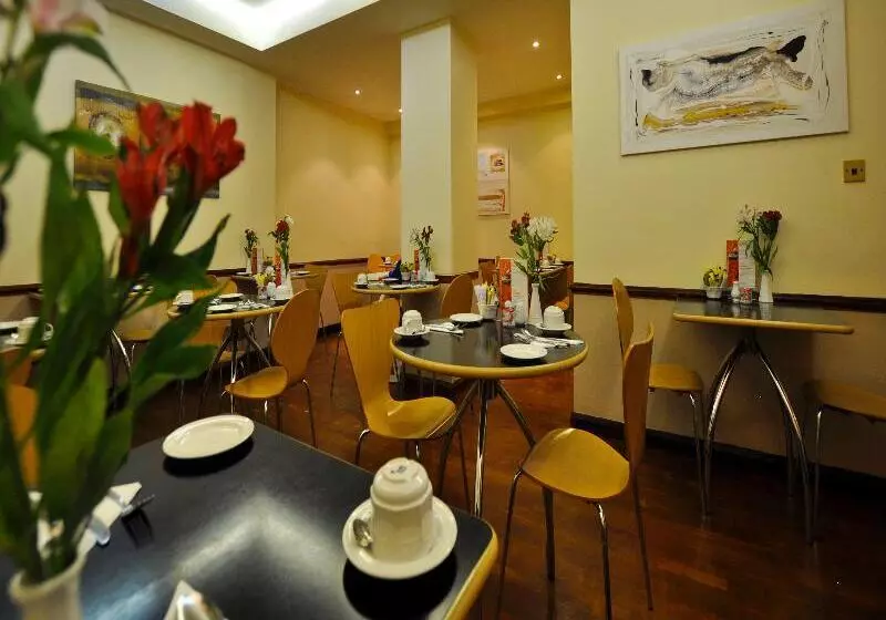 Fotos del hotel Brunel:  9