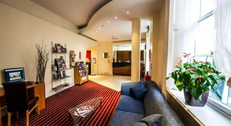 Fotos del hotel Brunel:  6