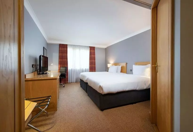 Fotos del hotel Doubletree By Hilton Swindon:  24