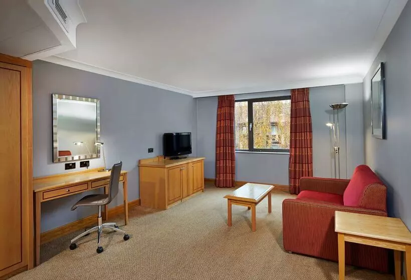 Fotos del hotel Doubletree By Hilton Swindon:  11