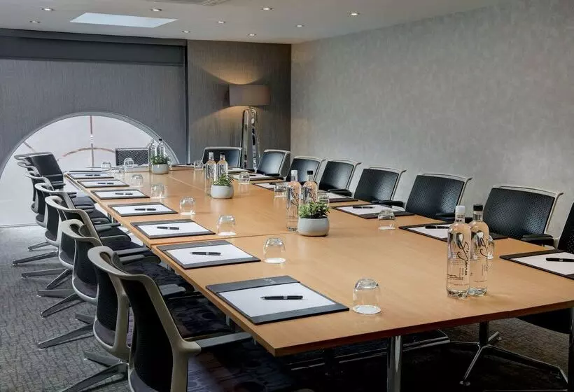 Fotos del hotel St James Hotel; Bw Premier Collection:  9