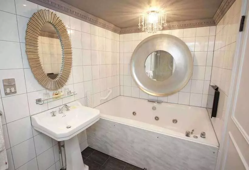 Fotos del hotel St James Hotel; Bw Premier Collection:  14