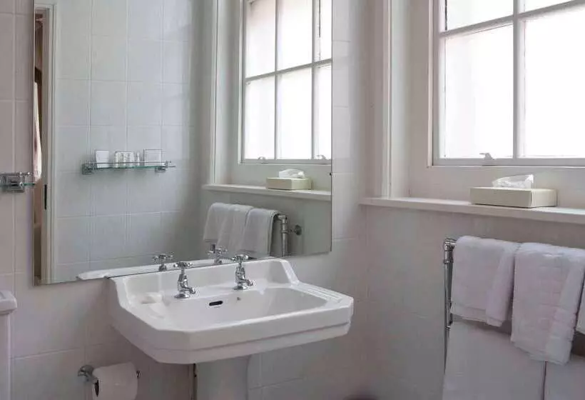 Fotos del hotel St James Hotel; Bw Premier Collection:  12