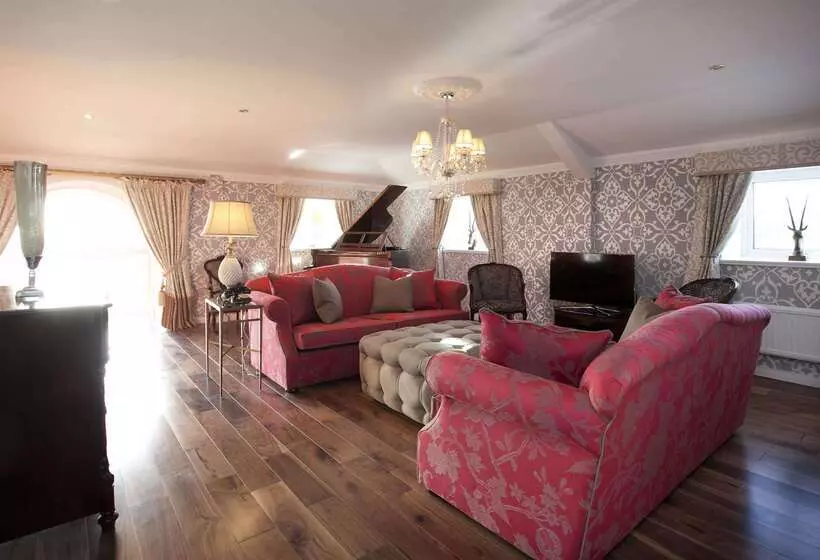 Fotos del hotel St James Hotel; Bw Premier Collection:  8