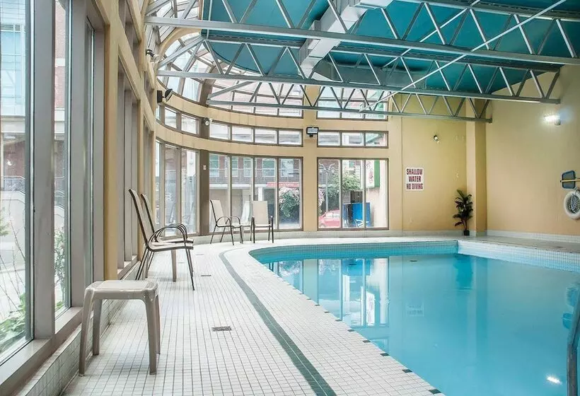 Fotos del hotel Quality Hotel Fallsview Cascade:  3