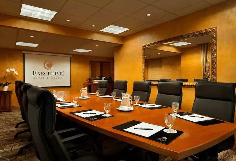 Fotos del hotel Le Soleil By Executive Hotels:  4