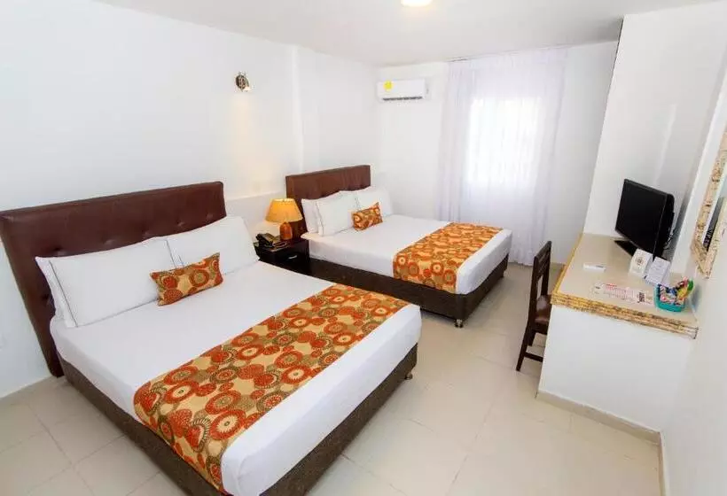 Fotos del hotel Playa Club:  17