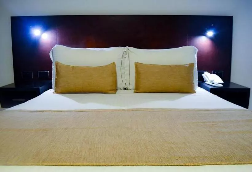 Fotos del hotel Playa Club:  25