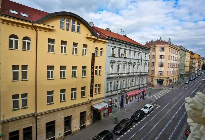 Ariston & Ariston Patio