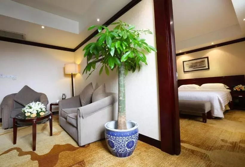 Fotos del hotel Poly Plaza:  24