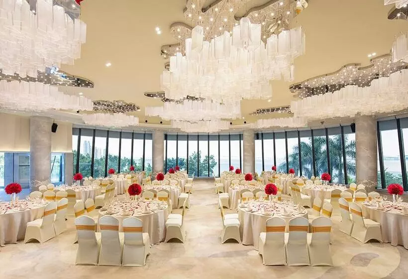 Fotos del hotel Grand Bay Hotel Zhuhai:  3