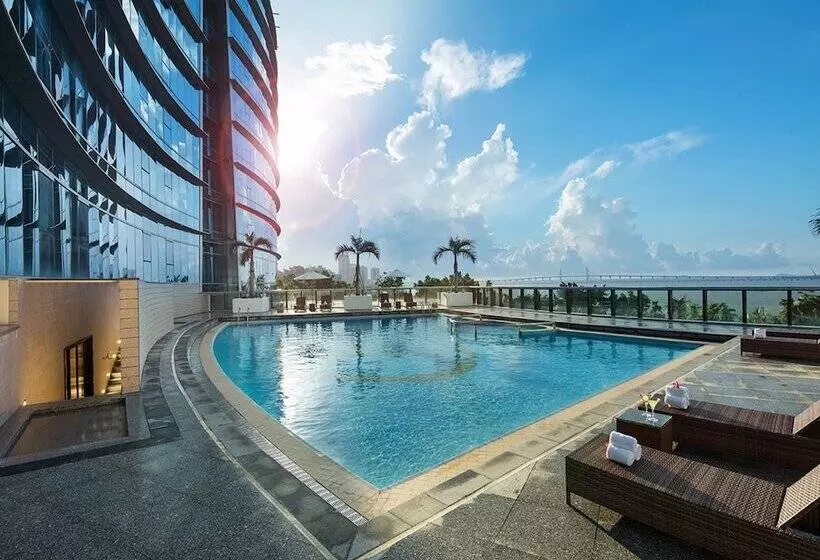 Fotos del hotel Grand Bay Hotel Zhuhai:  2