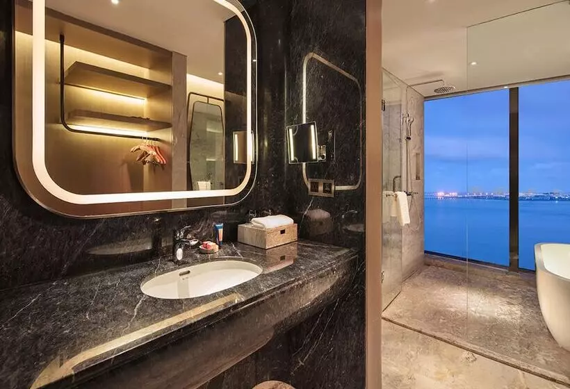 Fotos del hotel Grand Bay Hotel Zhuhai:  18