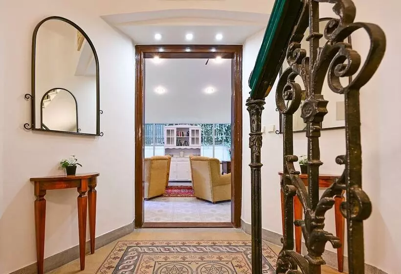 Fotos del hotel Malá Strana:  3