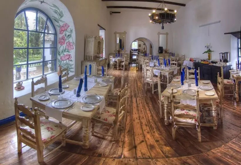 Fotos del hotel Hacienda Pinsaqui:  13