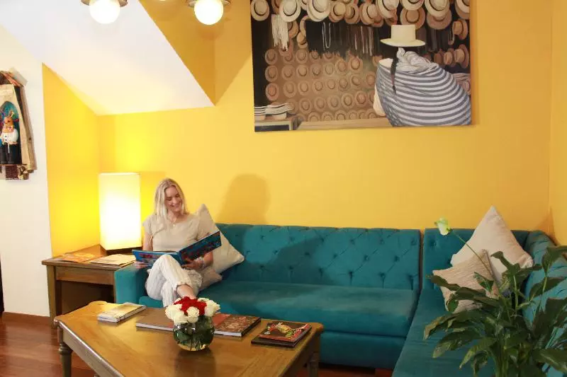 Fotos del hotel Kitu:  24