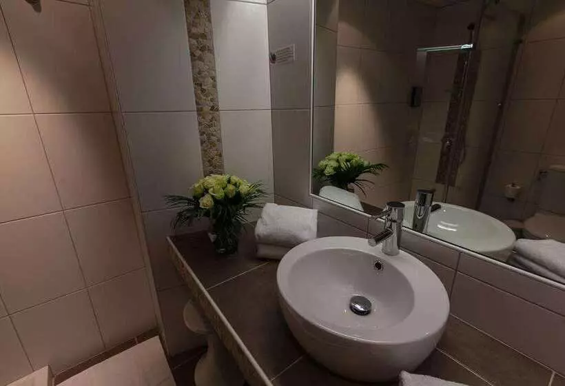 Fotos del hotel Brit Hotel Bristol Montbéliard Centre:  7