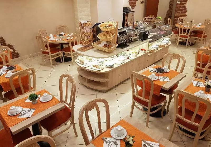 Fotos del hotel Champerret Elysees:  7