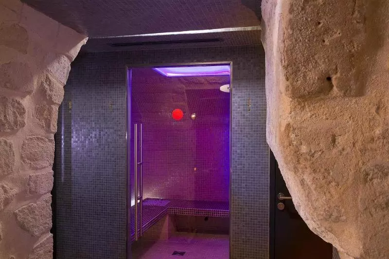 Hôtel Du Triangle D’or