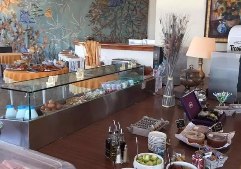 Fotos del hotel Grand Hôtel De Calvi:  7