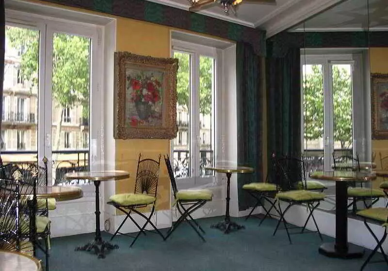 Fotos del hotel Hôtel Avama Prony:  5