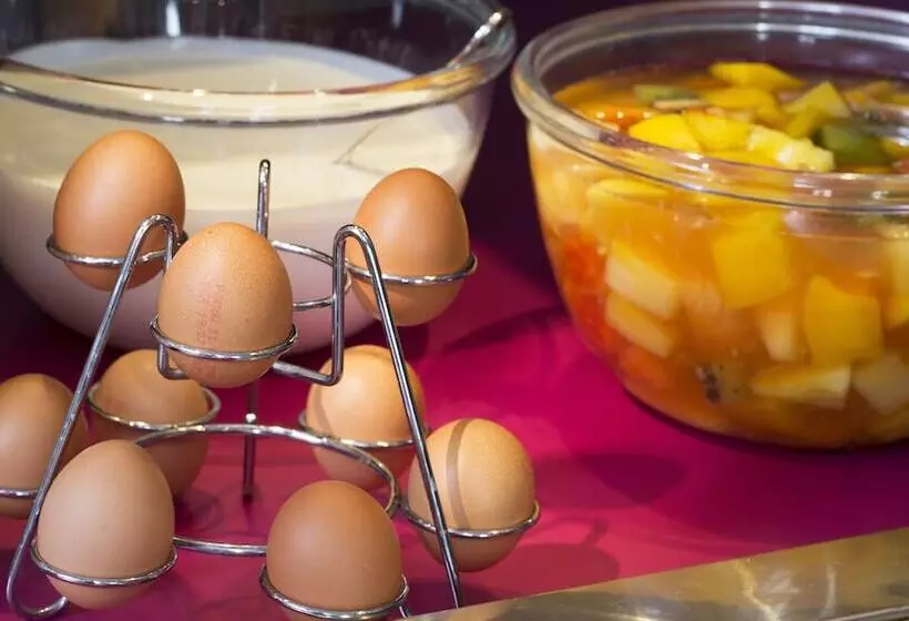 Fotos del hotel Hôtel Du Plat D'etain:  25