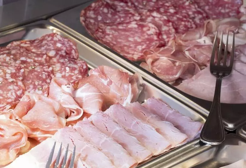 Fotos del hotel Hôtel Du Plat D'etain:  19