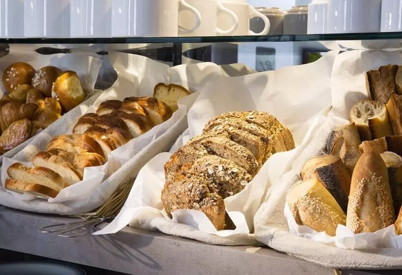 Fotos del hotel Hôtel Du Plat D'etain:  22