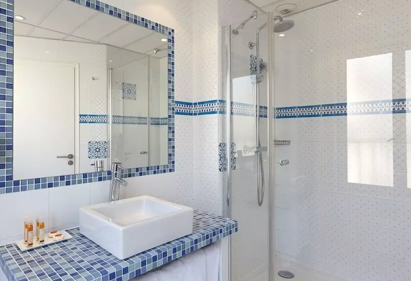 Fotos del hotel Hôtel Le 46 - Ex Villa Brunel:  4