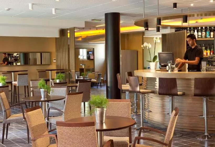 Fotos del hotel Escale Oceania Aix-en-provence:  6