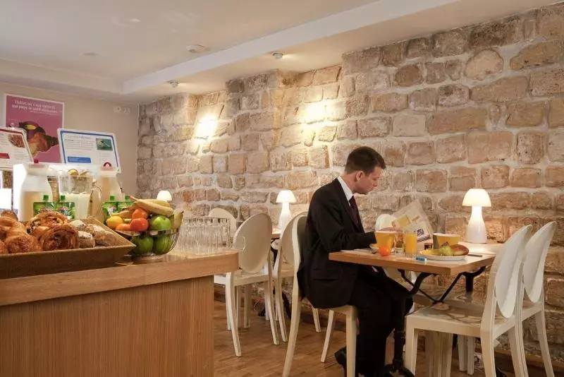 Fotos del hotel Hôtel Hor Les Lumières:  3