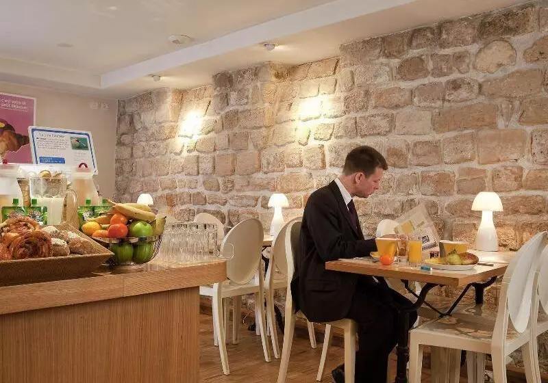 Fotos del hotel Hôtel Hor Les Lumières:  13