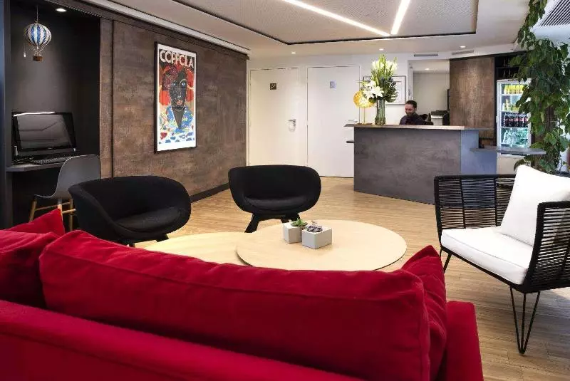 Fotos del hotel Hôtel Hor Les Lumières:  2