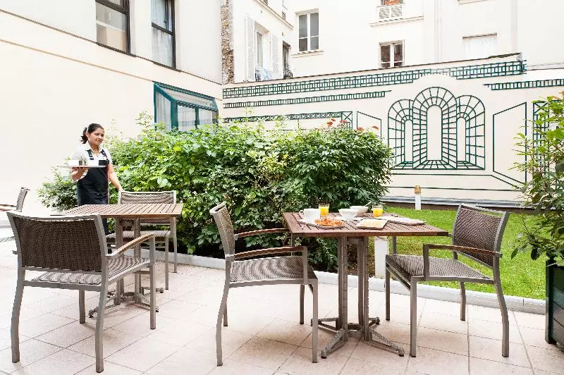 Fotos del hotel Ibis Paris Bastille Faubourg St Antoine:  4