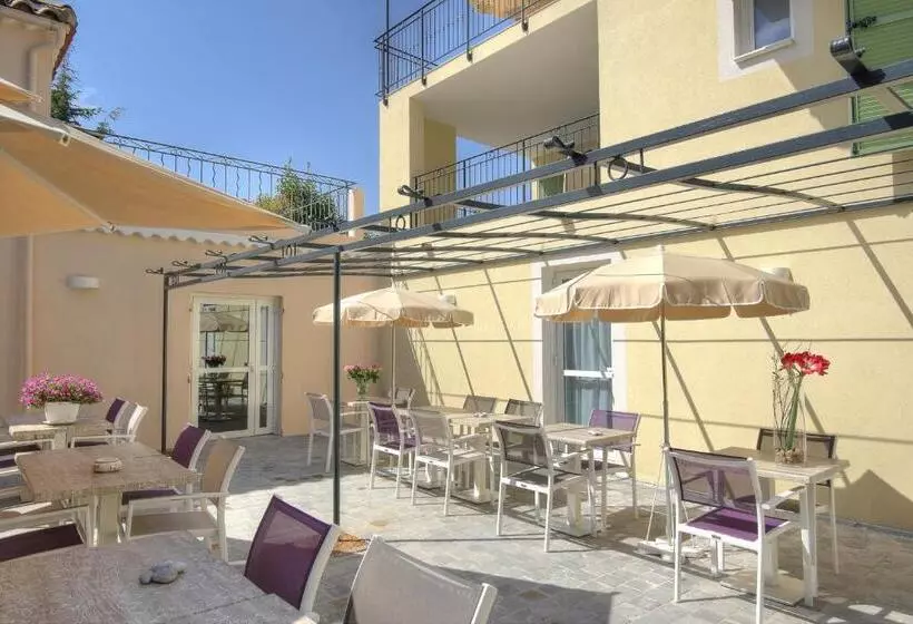 Fotos del hotel La Bastide De L'oliveraie:  16