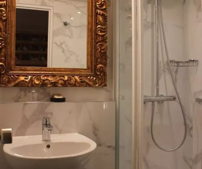 Fotos del hotel Hôtel Victoria Châtelet:  9