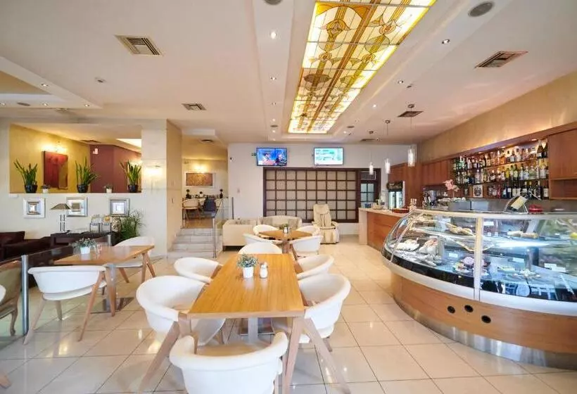 Fotos del hotel Crystal City:  4