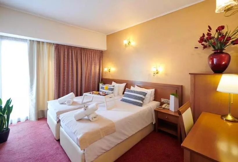 Fotos del hotel Crystal City:  2