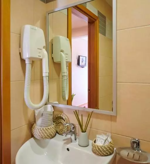 Fotos del hotel Crystal City:  7