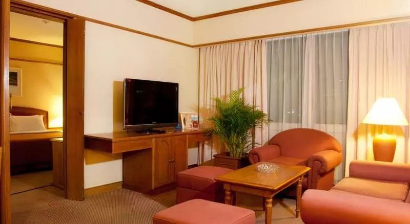 Fotos del hotel Elmi  Surabaya:  19