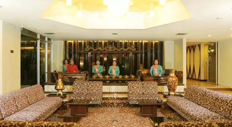 Fotos del hotel Elmi  Surabaya:  20