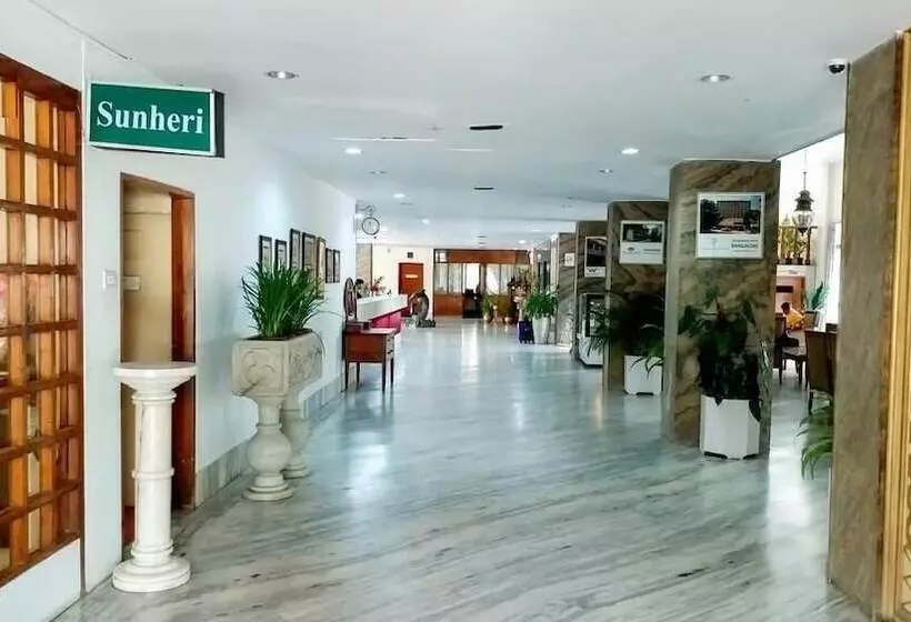 Fotos del hotel Woodlands:  11