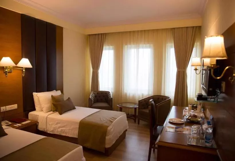 Fotos del hotel The Peerless Inn Kolkata:  13