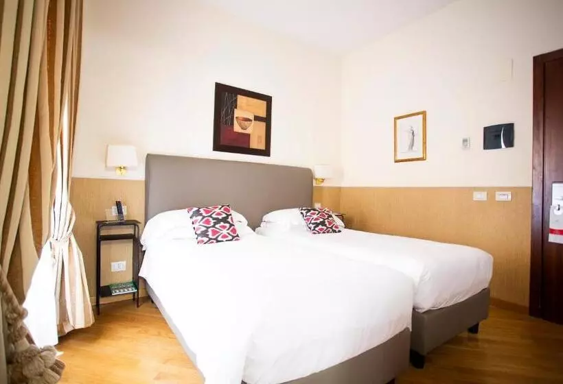 Fotos del hotel Adriano:  6