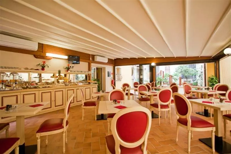 Fotos del hotel Cavour:  2