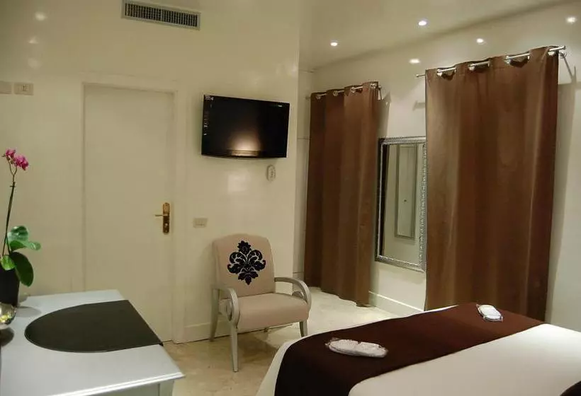 Fotos del hotel Royal Palace Luxury:  25