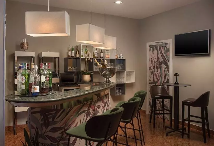 Fotos del hotel Nh La Spezia:  13