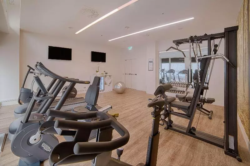 Fotos del hotel Nh La Spezia:  10