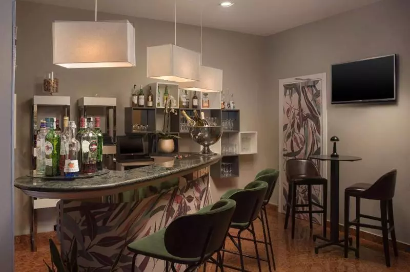 Fotos del hotel Nh La Spezia:  14